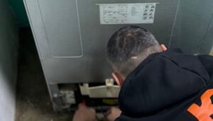 Ремонт холодильників